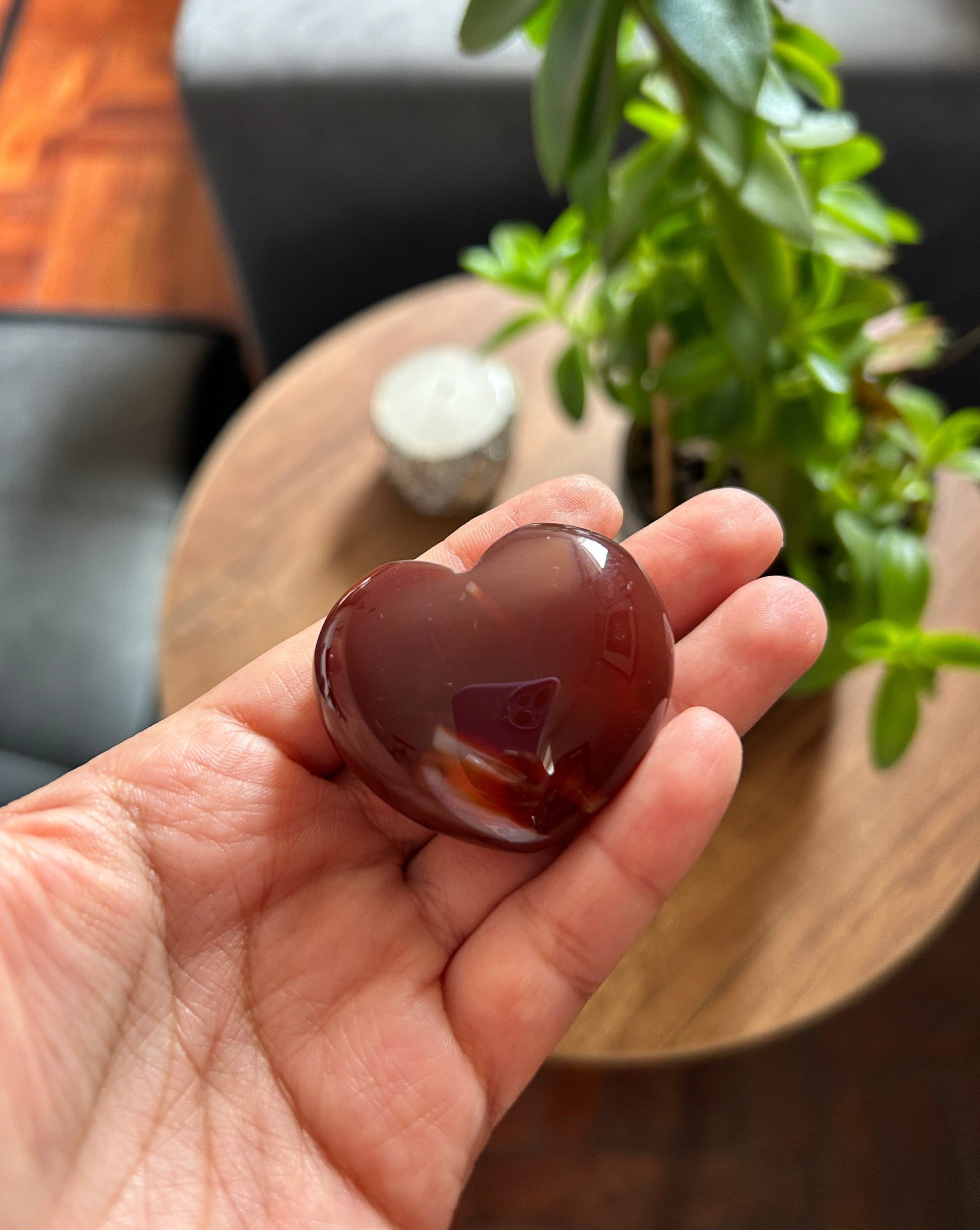PIEDRA CORAZON TALLADO CORNALINA