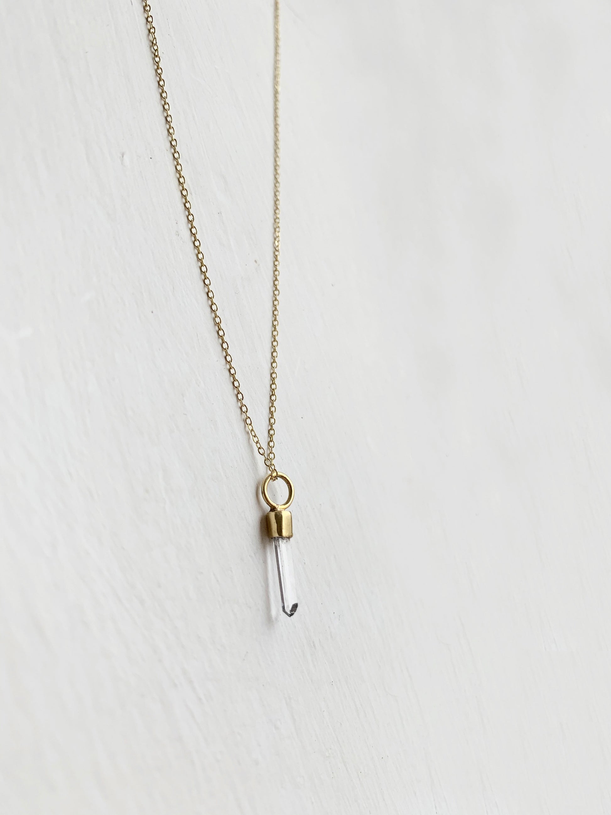 DIJE MINI CUARZO CRISTAL ORO 18K (A Pedido)