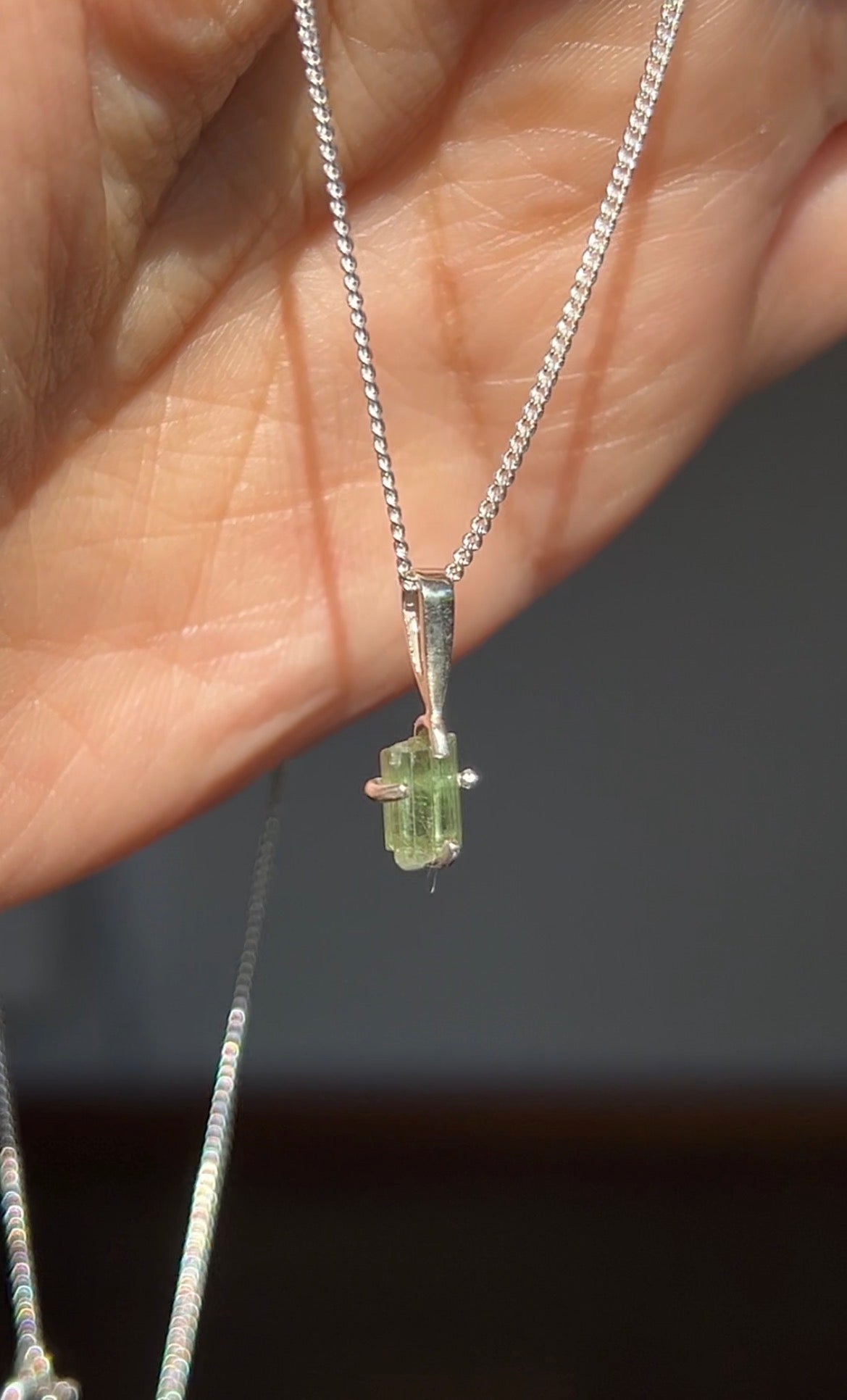 COLLAR ROCK TURMALINA VERDE PLATA