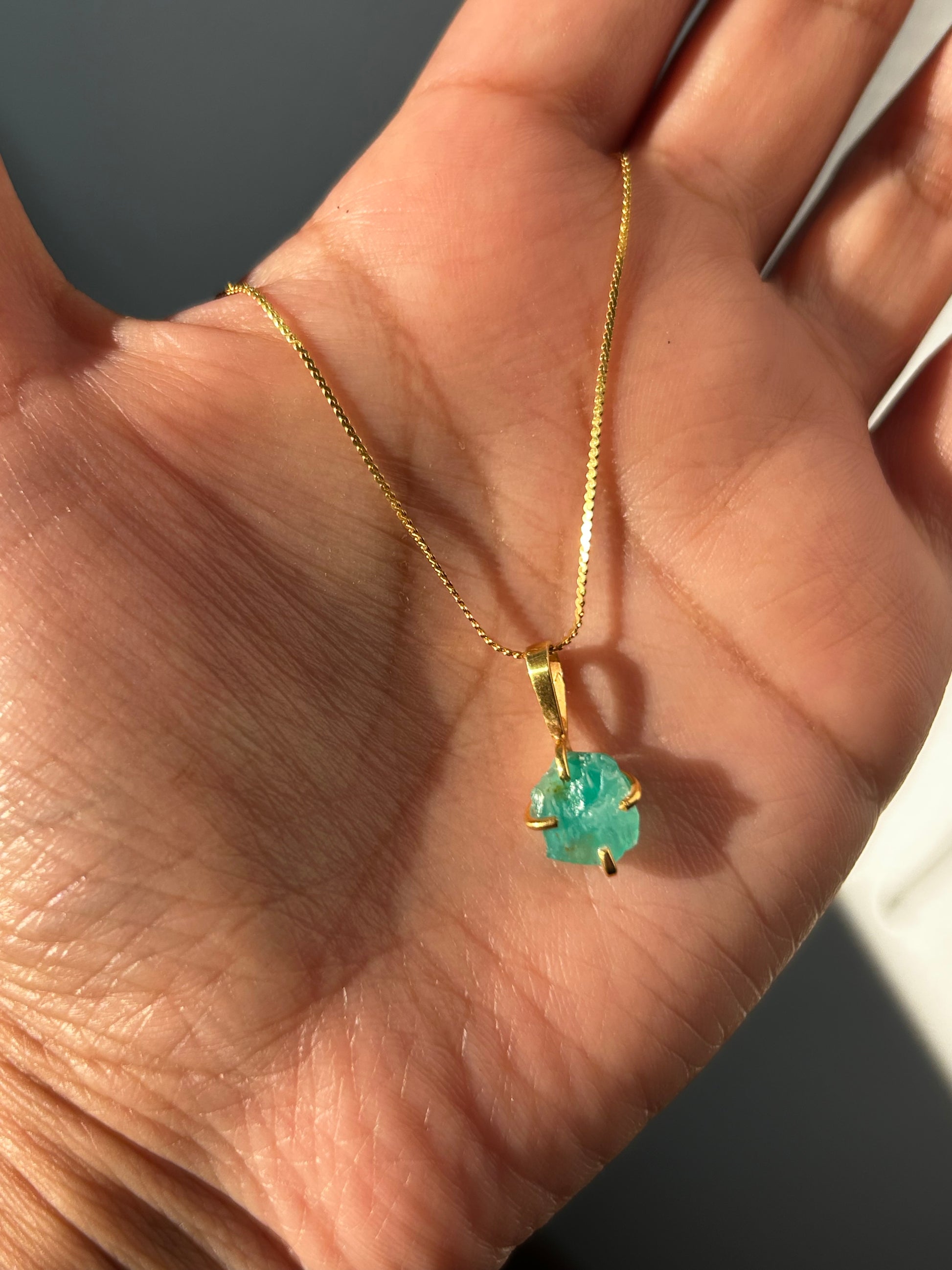 COLLAR ROCK DORADO OPALO ANDINO