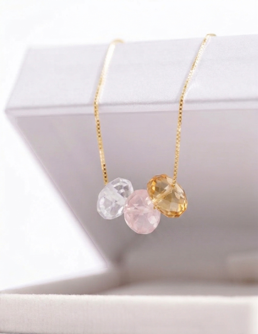 COLLAR TRINA DONAS ORO 18k