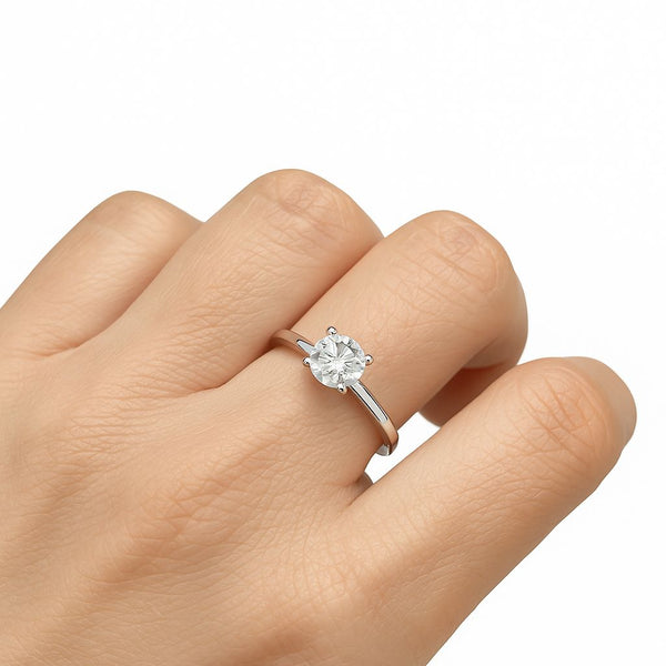 ANILLO CIRCULAR TOPACIO BLANCO