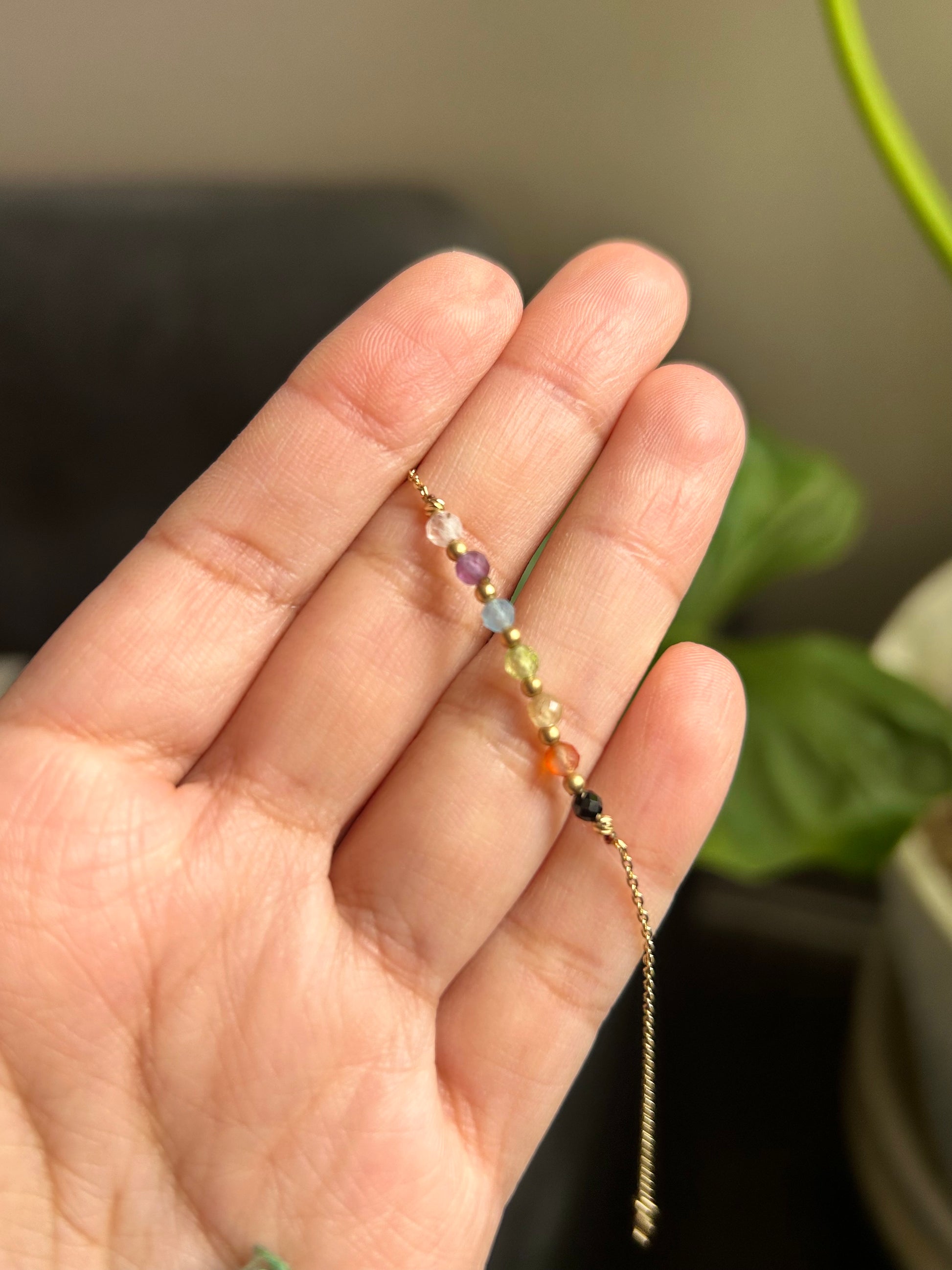 PULSERA 7 CHAKRAS ORO 18k