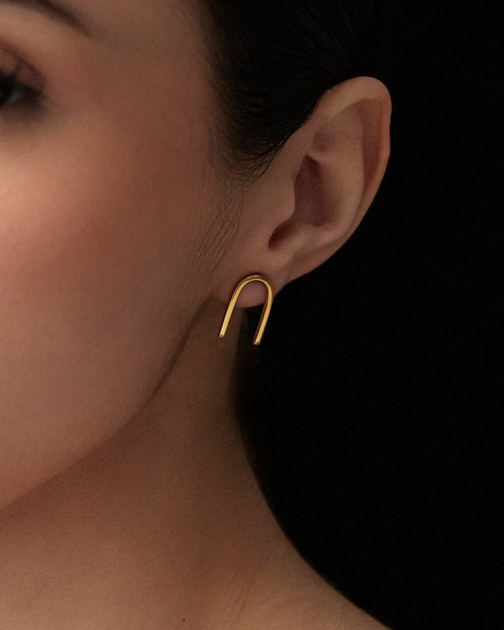 Aretes Arco Dorado