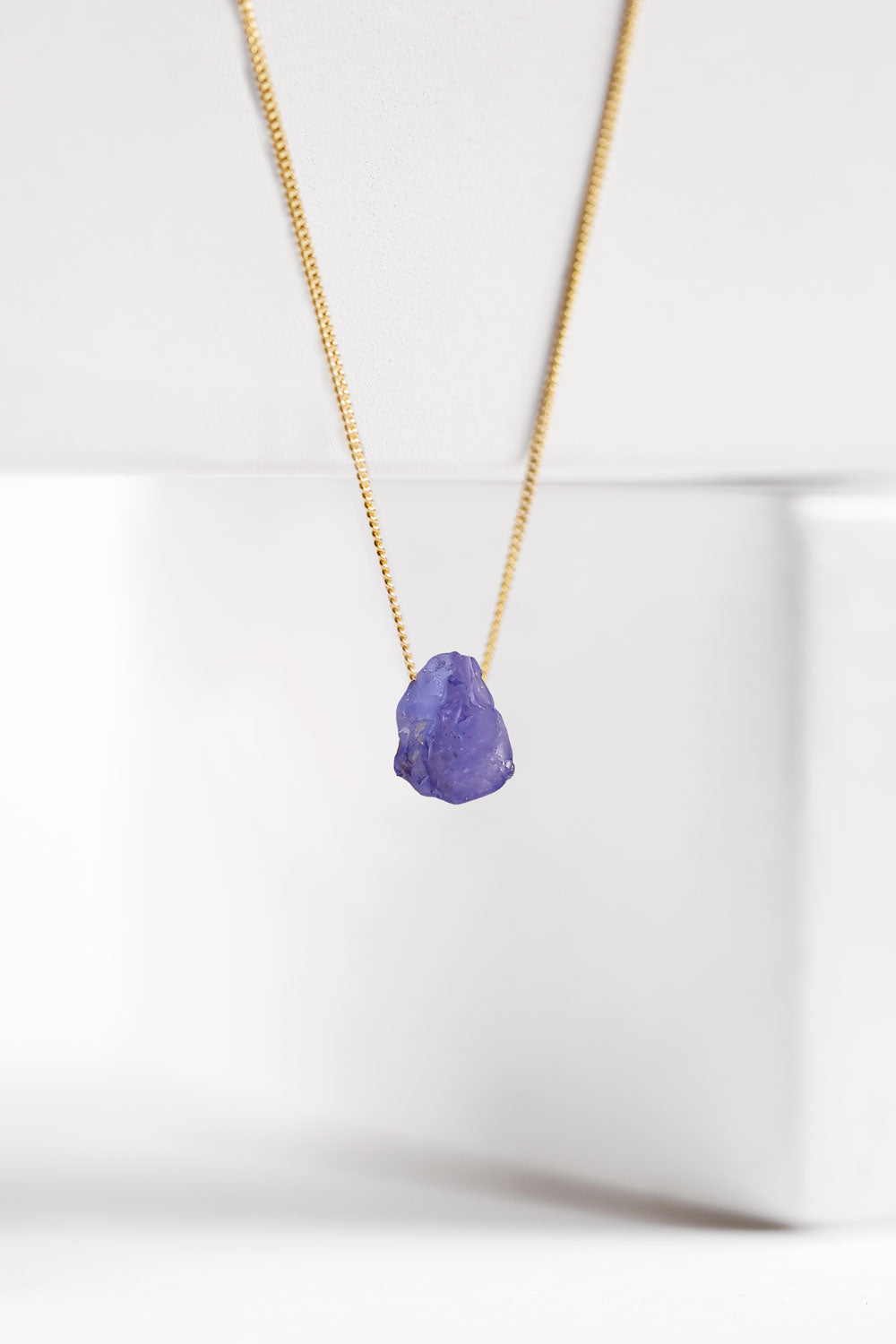 COLLAR PIEDRA NATURAL TANZANITA Oro 18k