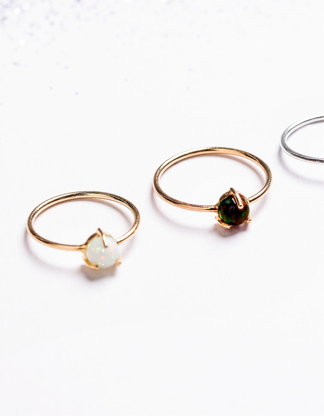 ANILLO OPALO ETIOPE BLANCO DORADO